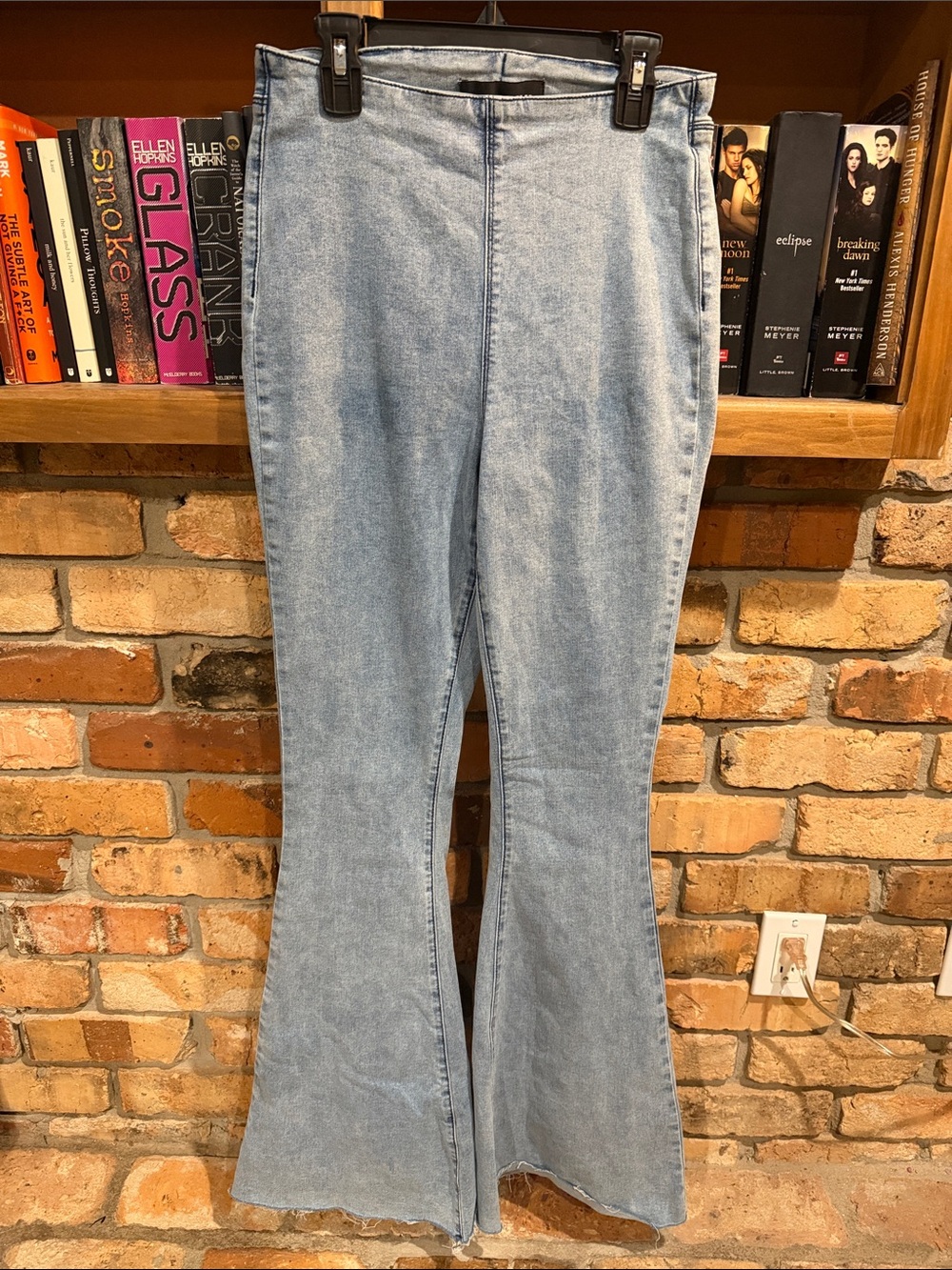 Fashion Nova Light Wash Flared Women’s Jeans - Classic High Rise Sz 5